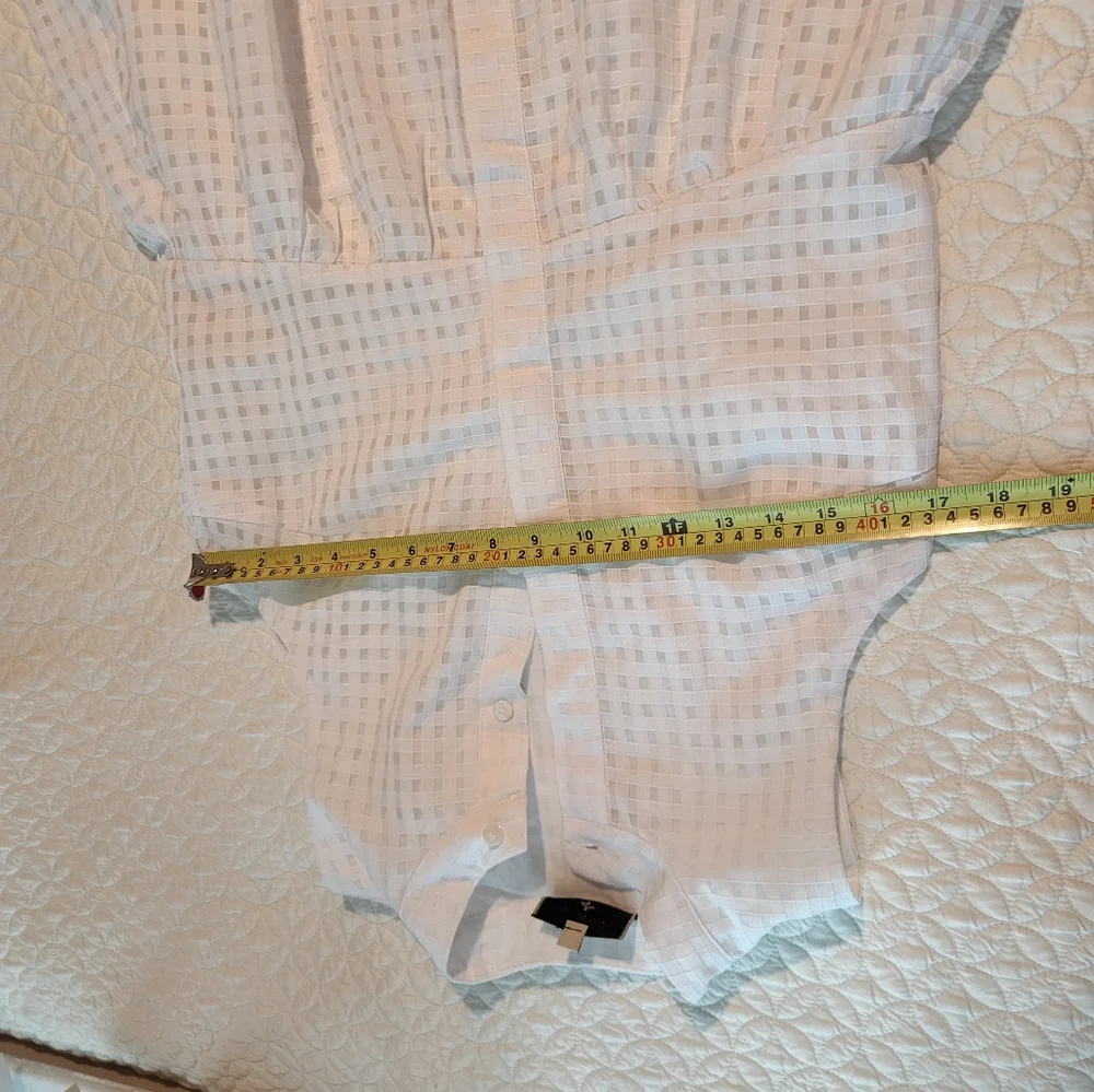 Tuckernuck White Textured Button-Down Top - Picture 10 of 12